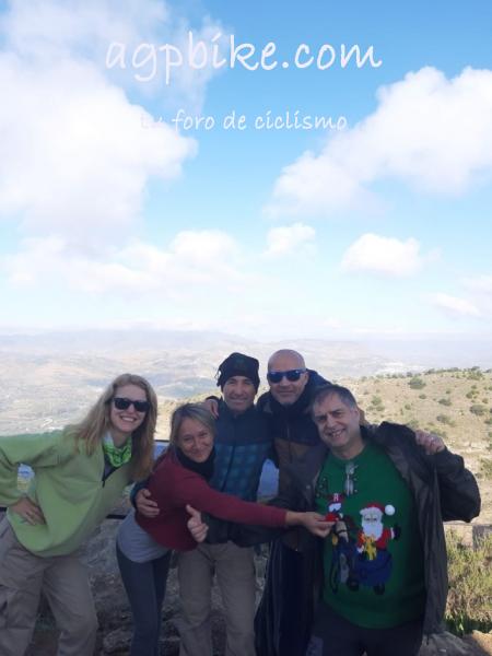 Uvas Solidarias de fin de año 2019 en el Santo Pizarra Ñ