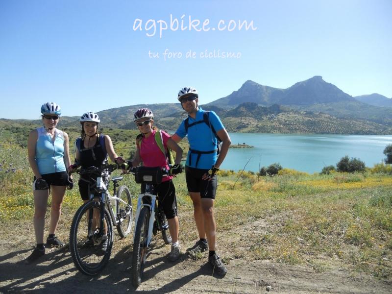 Zahara de la sierra visita al infinito sin llegar/ruta turistica DSCN4458