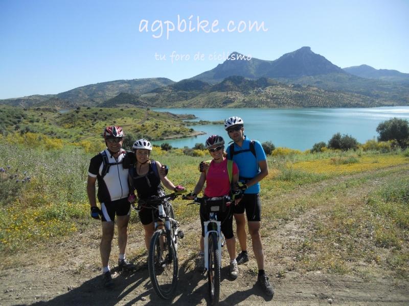 Zahara de la sierra visita al infinito sin llegar/ruta turistica DSCN4458