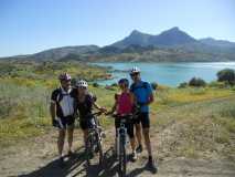 Zahara de la sierra visita al infinito sin llegar/ruta turistica DSCN4458