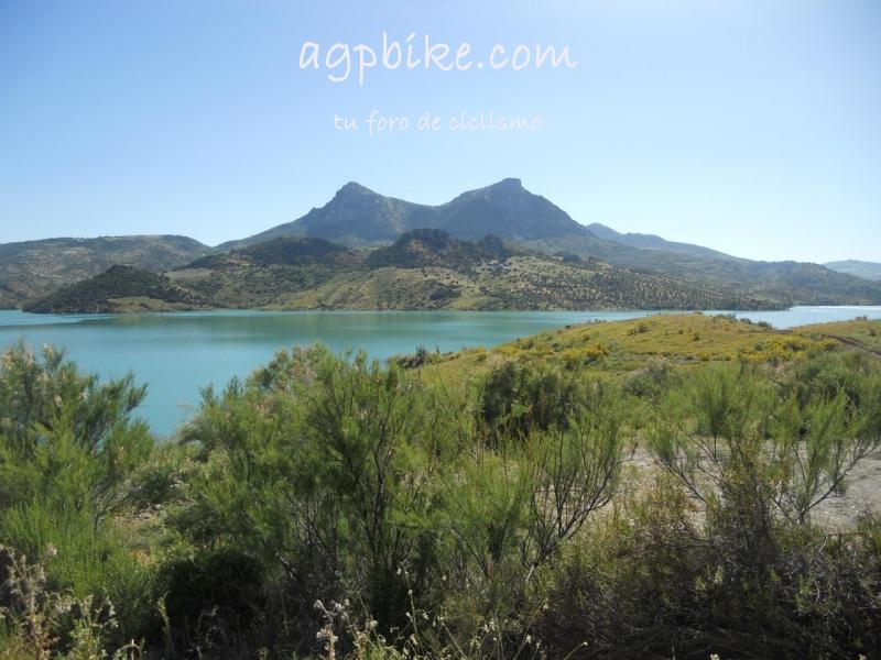 Zahara de la sierra visita al infinito sin llegar/ruta turistica DSCN4464