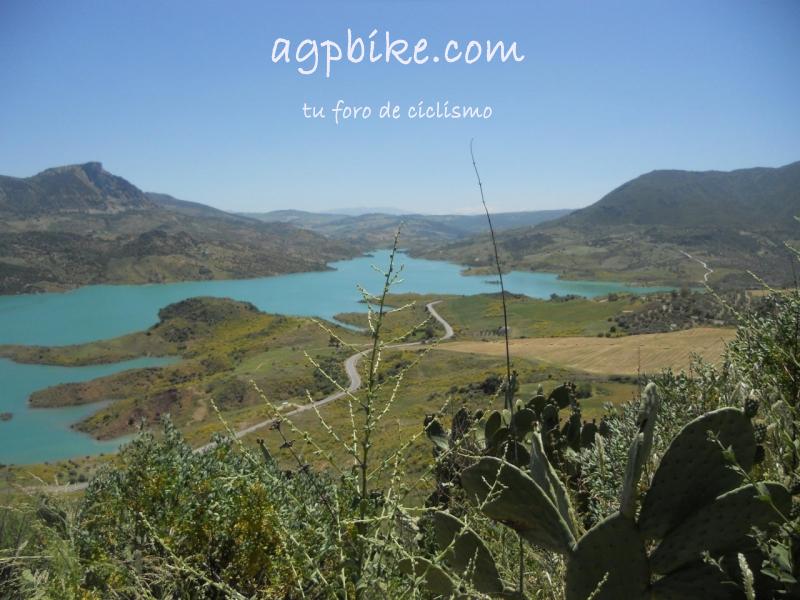 Zahara de la sierra visita al infinito sin llegar/ruta turistica DSCN4494