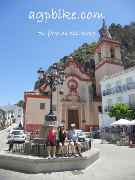 Zahara de la sierra visita al infinito sin llegar/ruta turistica DSCN4542