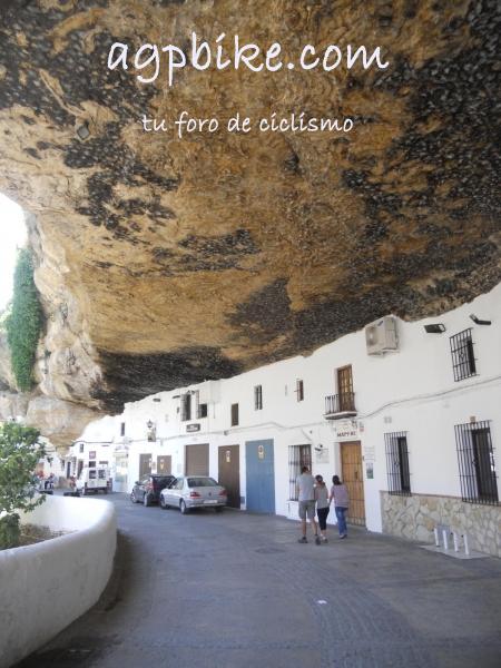 Zahara de la sierra visita al infinito sin llegar/ruta turistica DSCN4578